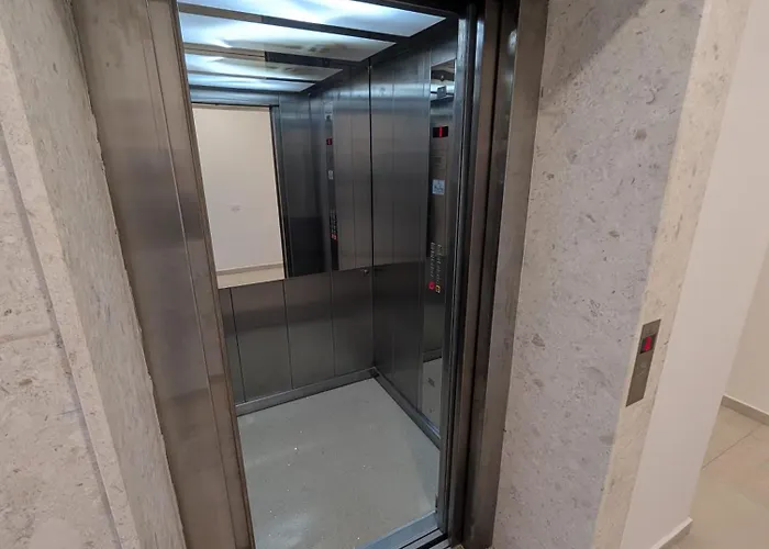 Apartament Lisi *